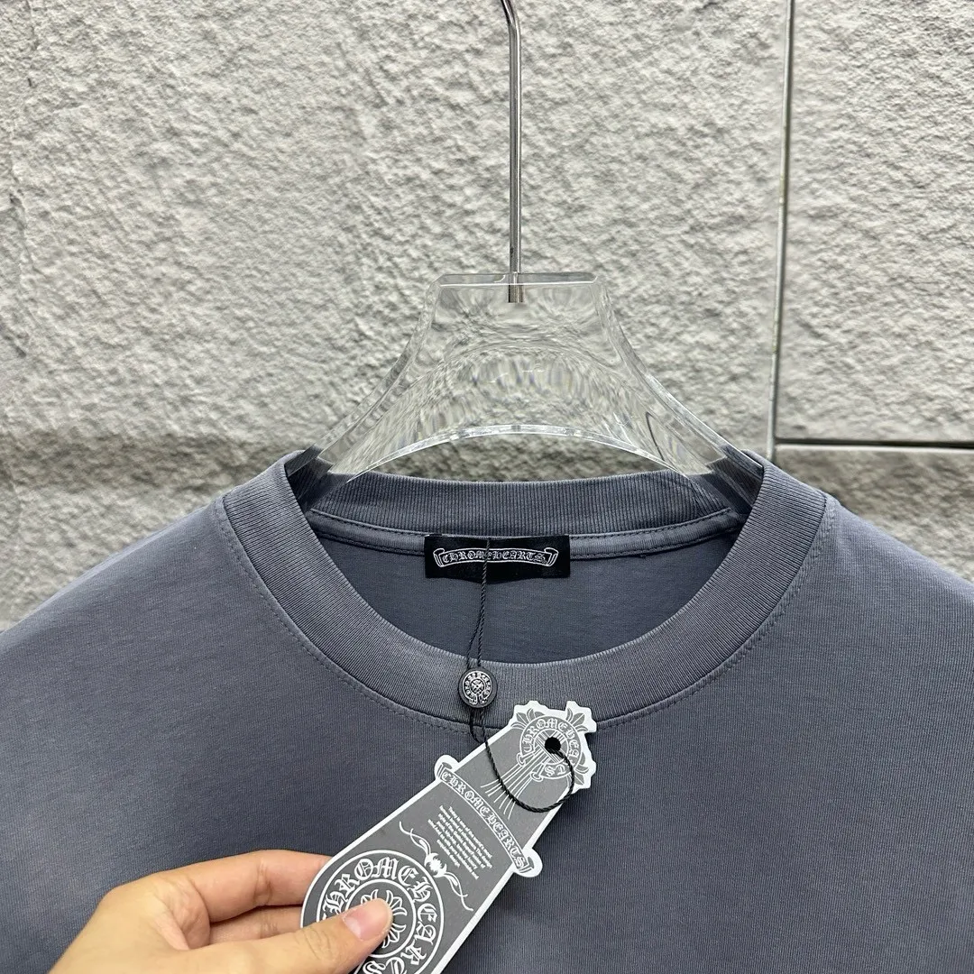 🅿️190 CH Crow Heart 2025 Summer New Style Heavy pickling with gradient distressing Chest logo Horseshoe print Customized fabric Short-sleeved T-shirt Unisex Size: S M L